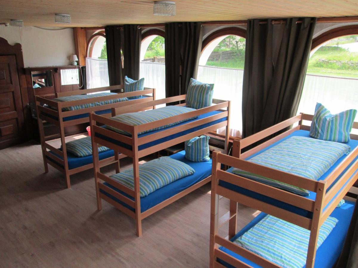 פרפן Hotel Jenatsch מראה חיצוני תמונה