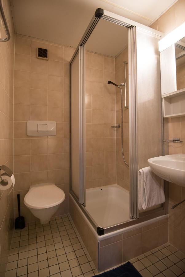 פרפן Hotel Jenatsch מראה חיצוני תמונה
